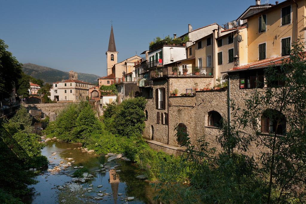 Il Cuore Del Borgo - Holiday Home Borgomaro Eksteriør billede