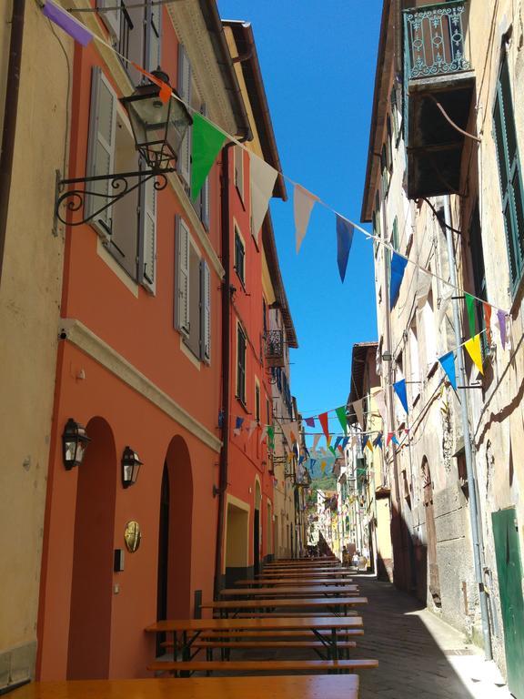 Il Cuore Del Borgo - Holiday Home Borgomaro Eksteriør billede