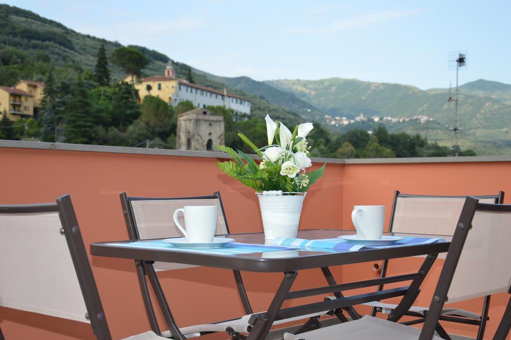 Il Cuore Del Borgo - Holiday Home Borgomaro Eksteriør billede