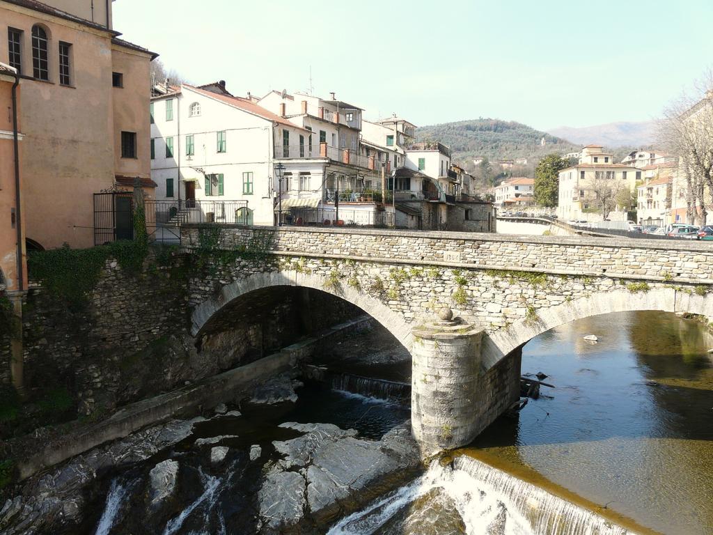 Il Cuore Del Borgo - Holiday Home Borgomaro Eksteriør billede